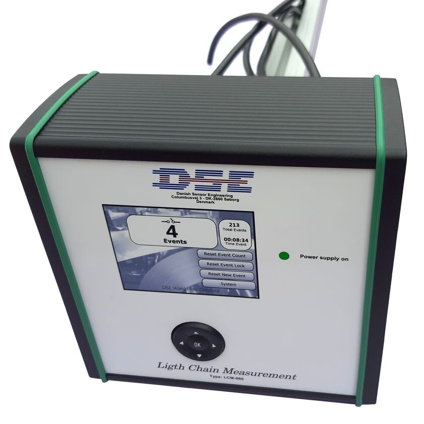 Weld Hole Detector